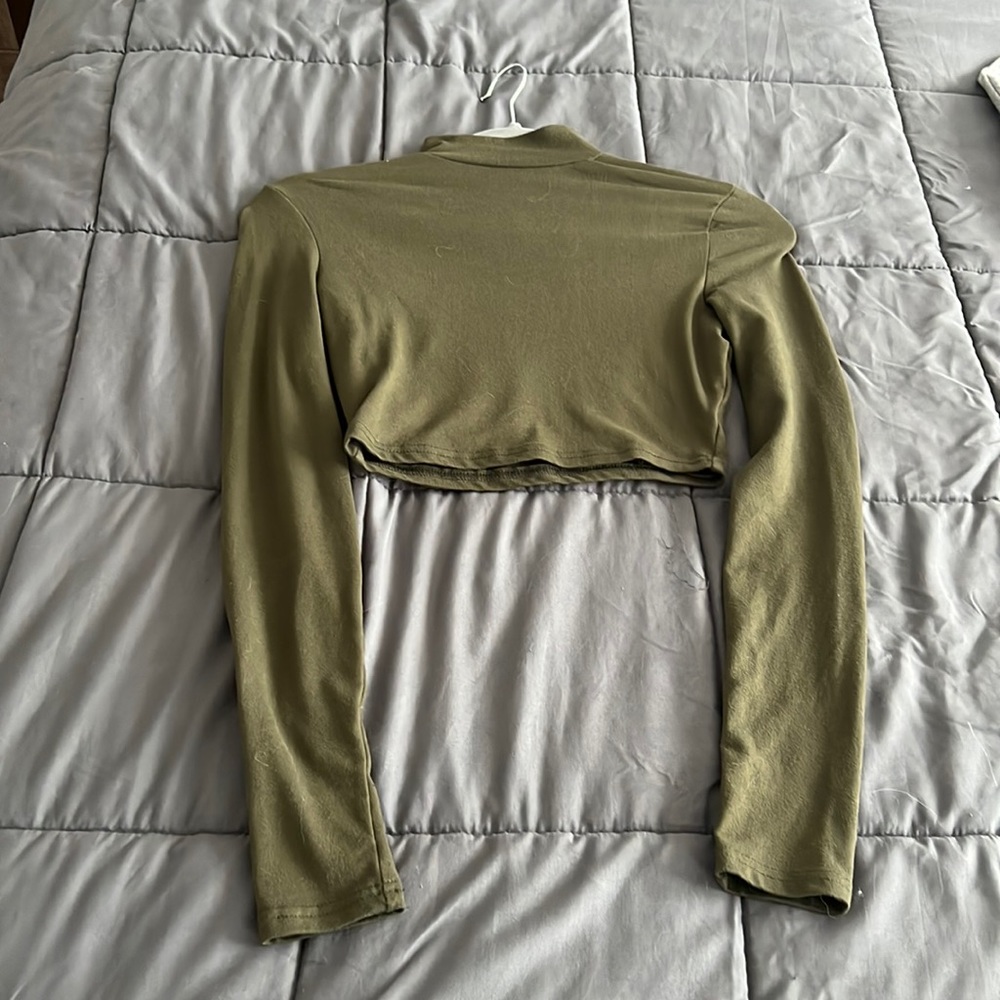 Crop top long sleeve mock neck